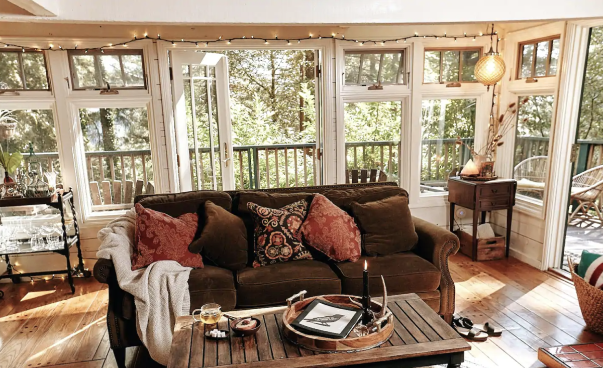 Here are nine of my favorite Russian River elopement Airbnb's you won't be able to choose between!